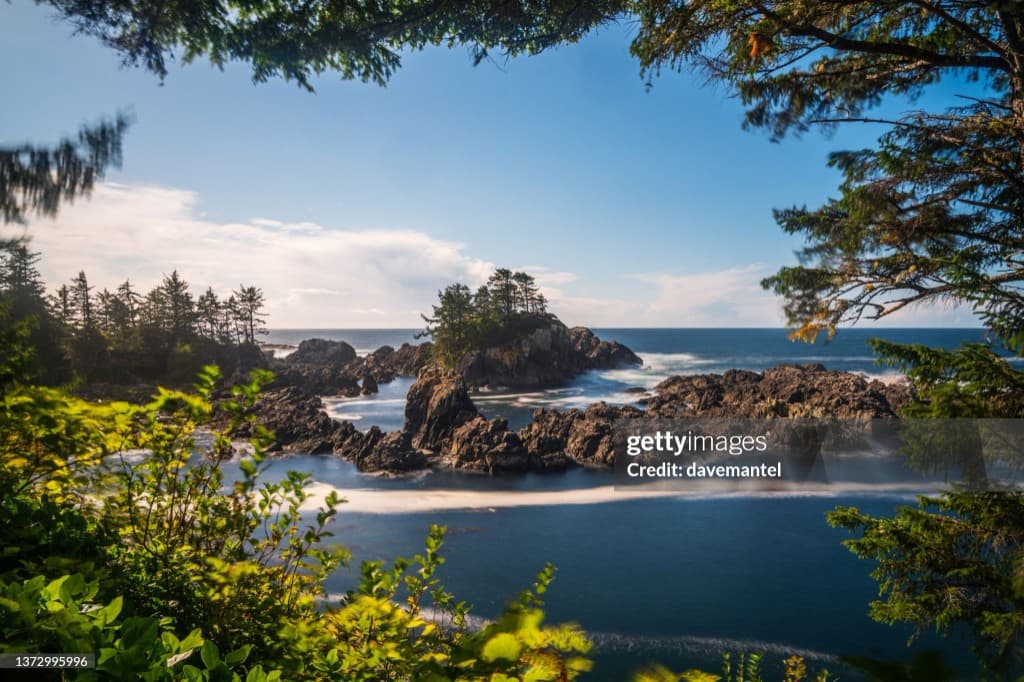 Rocky shoreline in Ucluelet